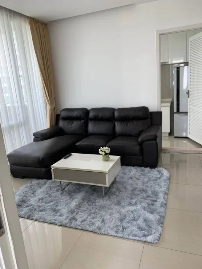 Condo for rent at T.C. Green, beautiful room, very spacious, fully furnished, good location, convenient transportation, do not hesitate!