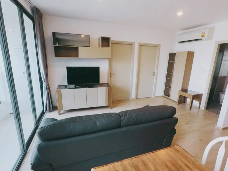 Condo for rent: IDEO Q Chula-Samyan. Spacious and comfortable unit with ample living space and complete amenities. Book now!