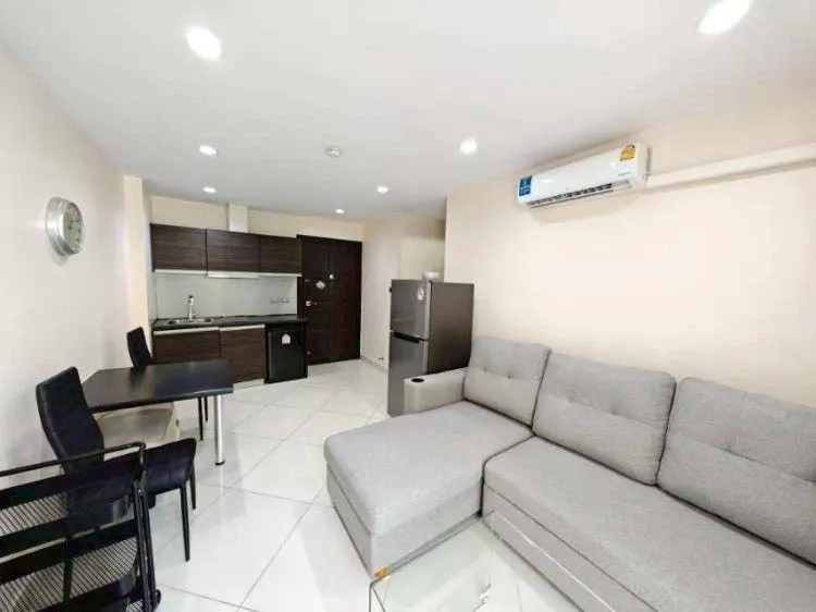 ขาย Park lane jomtien resort ชั้น 1 แบบ pool access บรรยากาศเหมือนอยู่รีสอร์ท น่าจองสุดๆ