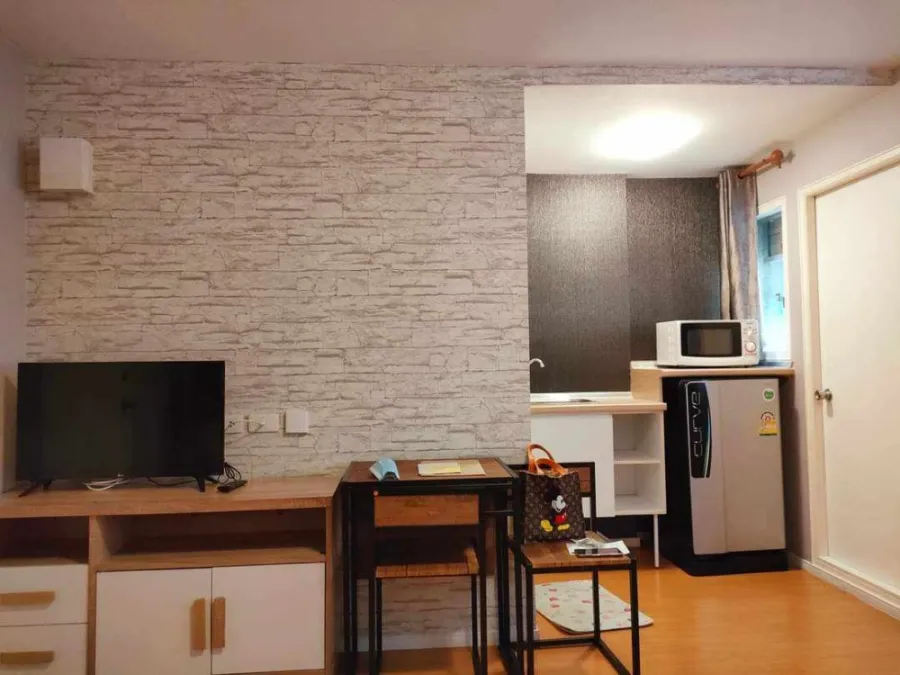 For rent, Lumpini Township, Rangsit, Khlong 1, 3rd floor, fully furnished room, ready to move in immediately. Book now, don't miss it.