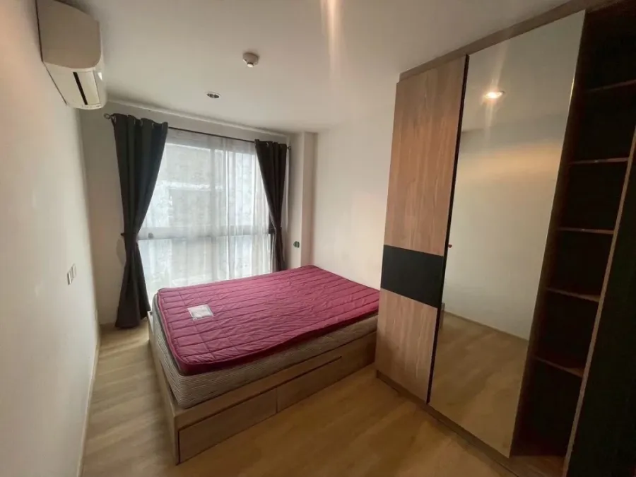Selling The Excel Hideaway Sukhumvit 71, 5th floor, partitioned unit, fully furnished, ready to move in. Book now!