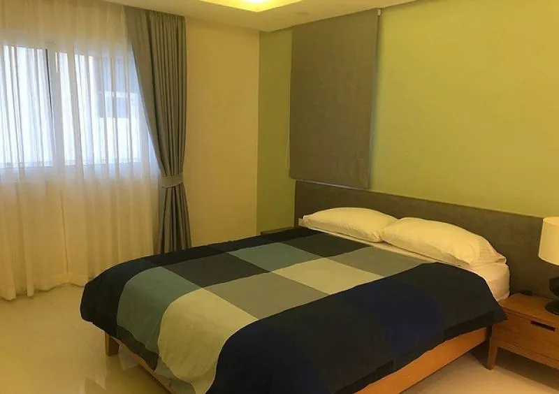 Condo for rent, Calista Mansion Sukhumvit 11, large size 350 sqm., 3 bedrooms, 3 bathrooms, ready to move in, hurry !!