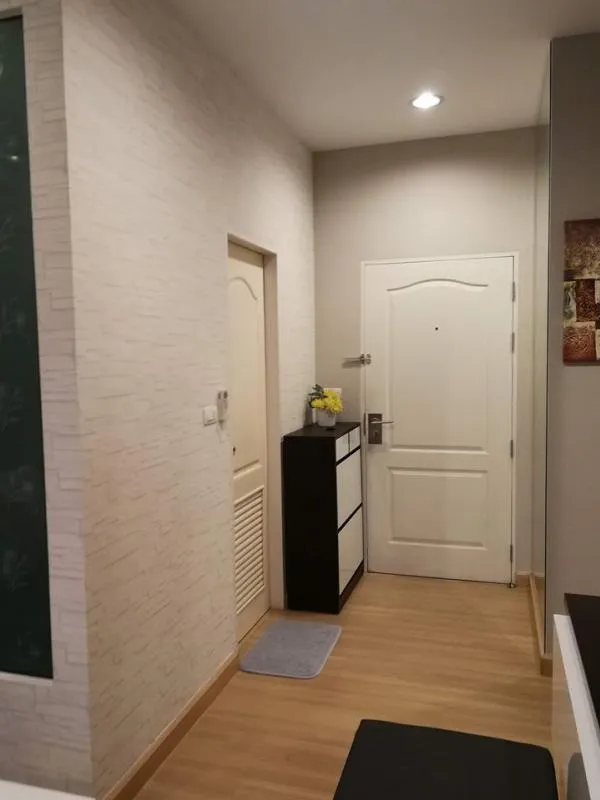 Wow, The Lighthouse Sathorn-Chareonnakorn, condo for rent, comfortable tone control room, full furniture, come for rent