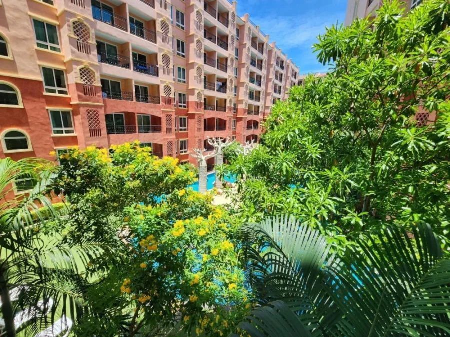 ให้เช่า Seven Seas Condo Jomtien ชั้น 3 วิวสระ ตกแต่งอย่างดี เตียงนอนใหญ่นอนสบาย ดีแบบนี้ห้ามพลาด