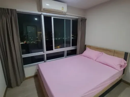 ให้เช่า บี คอนโด ห้องพร้อมอยู่ เฟอร์พร้อม หิ้วกระเป๋าใบเดียวมาได้เลย+++