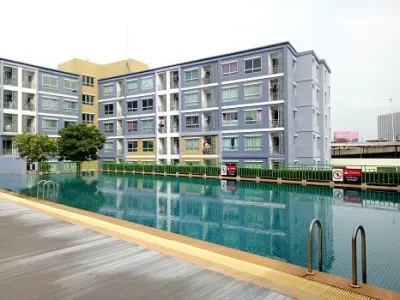 August condo–Charoenkrung 80