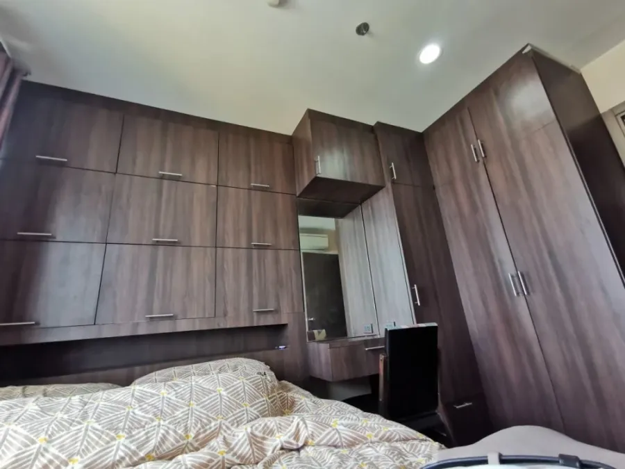 For rent: The Base Sukhumvit 77, 1 bedroom, 1 bathroom, fully furnished, good location, beautiful view from high floor, reserve now!