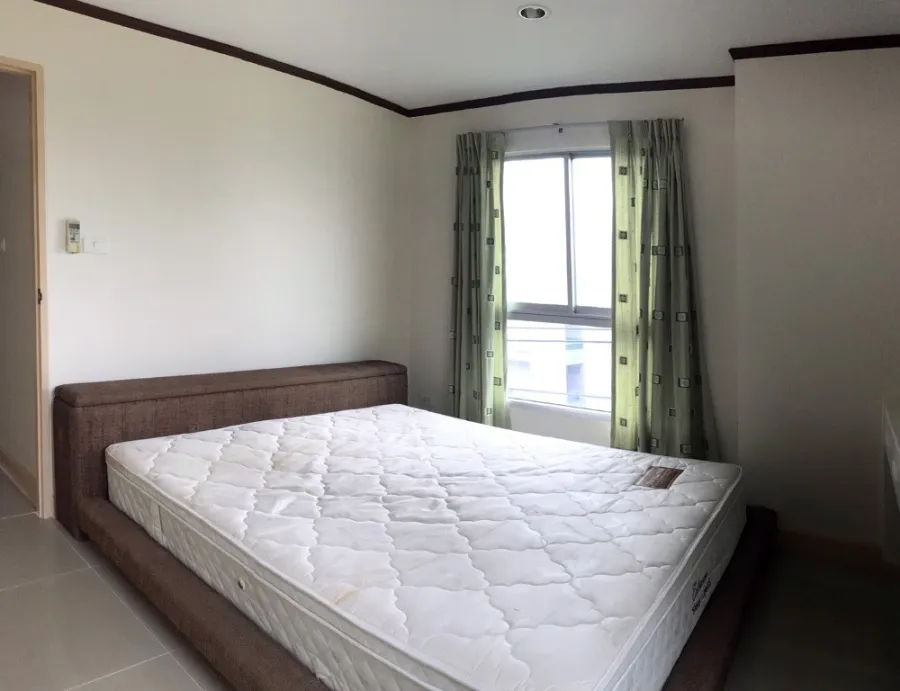 ให้เช่า รีเจ้นท์โฮม 4 สุขุมวิท 85 วิวสระ ห้องมุม ห้ามพลาด