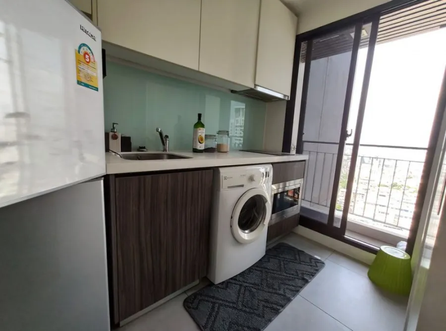 Sell/Rent Urbano Absolute Sathorn-Taksin, complete electrical appliances, convenient to travel, ready to move in. Hurry up.