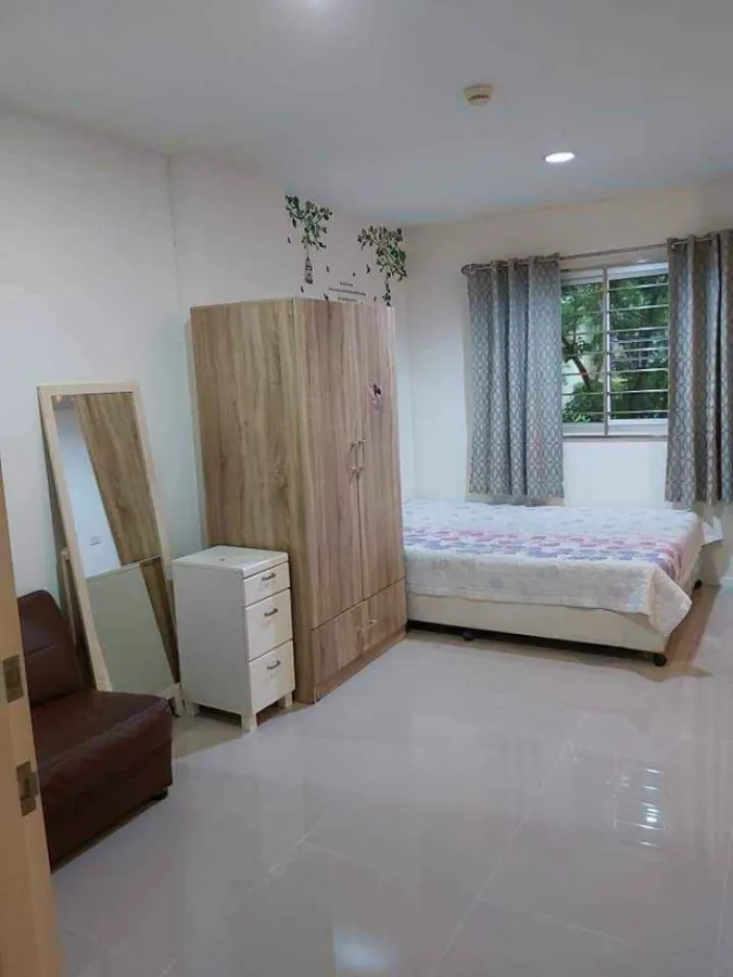 ขาย ปล่อยเช่า Lumpini Township Rangsit-Khlong 1 ตกแต่งห้องน่าอยู่สุดๆ ได้วิวต้นไม้ใหญ่ร่มรื่นมาก จองด่วน
