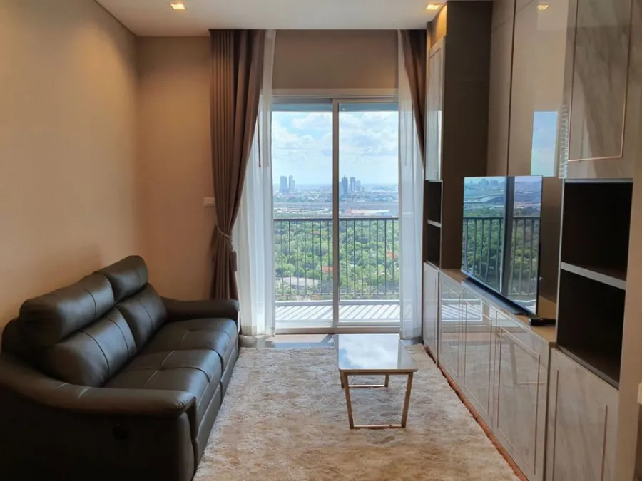 Condo for sale, The Saint Residences, Chatuchak view. Fully furnished, luxurious, built-in furniture, hurry and book now.