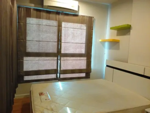 For rent: The Parkland Ngamwongwan, Krarai, swimming pool view, Phil Dee, 16th floor, 32 sq m, ready to move in