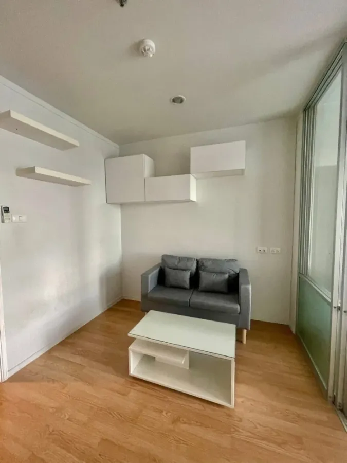 Selling rent two Lumpini Ville Prachachuen-Pongpetch 2 units on the 8th floor, fully furnished. Don't miss this great deal!