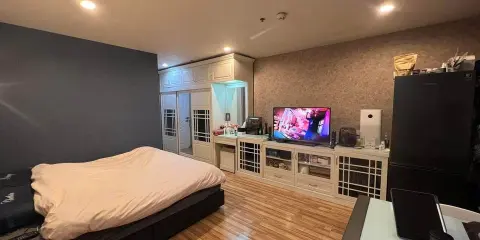 ขาย คอนโด รีเจ้นท์ โฮม 15 แจ้งวัฒนะ Studio type ชั้น 8 Pool view ราคาอย่างคุ้ม ต้องรีบมาจับจอง