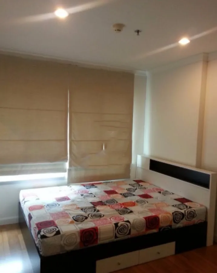 Condo for rent, Lumpini Place Rama 9-Ratchada, central area, complete, convenient transportation, excellent location, urgently