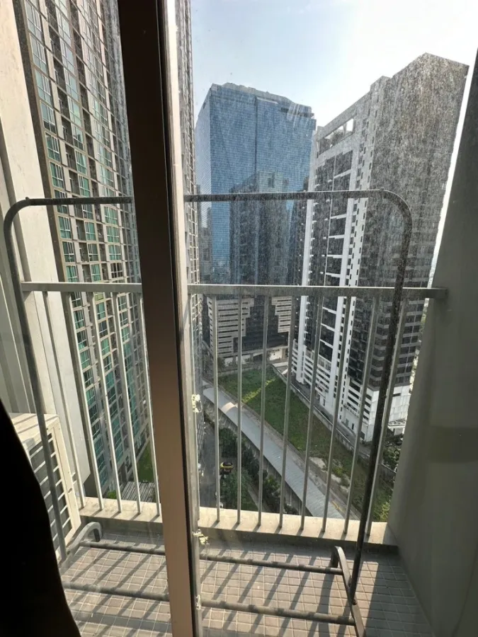 Room for rent, 2 Bedroom, Noble Revolve Ratchada Condo, corner room, private, fully furnished, ready to move in.