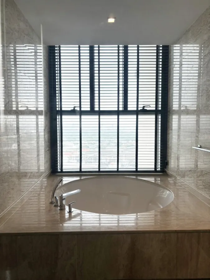 For rent!! Condo The Pano, 24th floor, full facilities, easy to travel, ready to move in, don't miss it!!