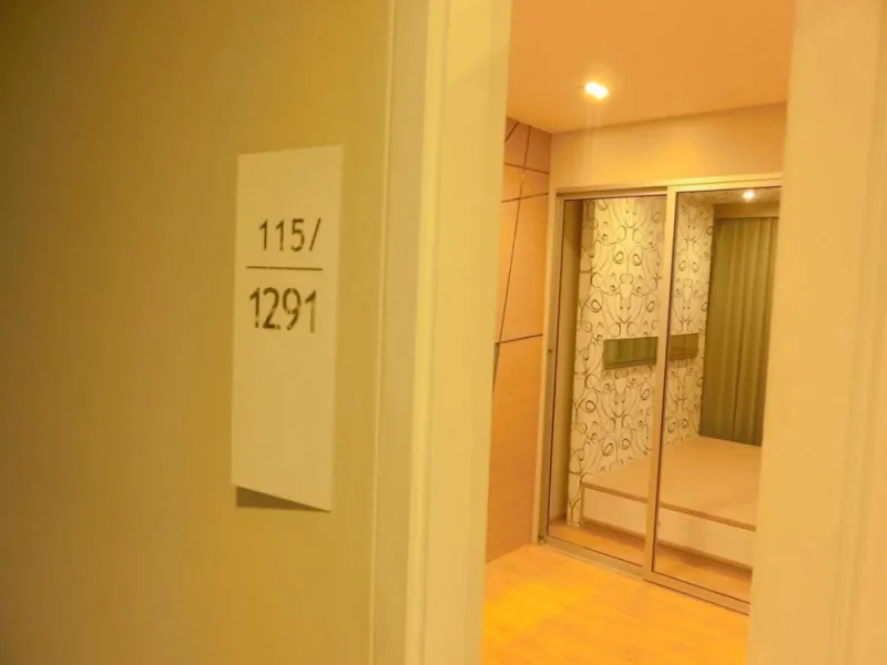 Sale/For rent D Condo Rattanathibet บิ้วอินทั้งห้อง ผนังติดวอลแจ่มๆ จองแล้วจะไม่เสียใจรับรอง ด่วน