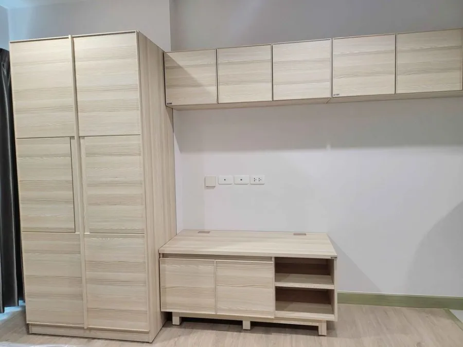 For sale Thana Astoria, fully furnished and ready to move in Fully furnished + electrical appliances Carry your bag and move in.