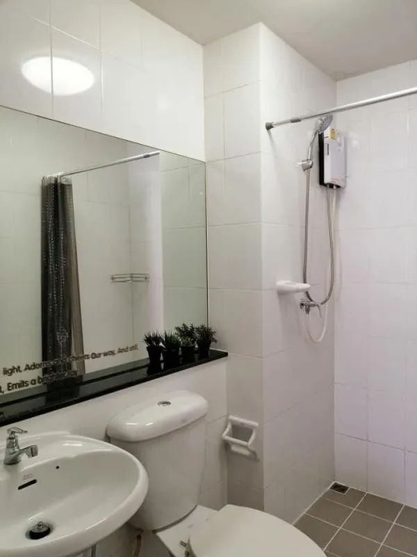 For rent Plum Condo Phahon Yothin 89, beautiful room, clean, very nice, high floor, good If you don't book, you will regret it.