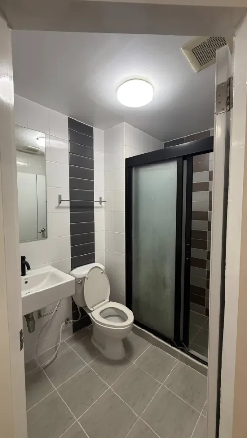 ขาย The Trust Residence Pinklao ห้องน่าอยู่ ชั้น 21 สิ่งอำนวยความสะดวกครบครัน วิวสวนสวย จองด่วน