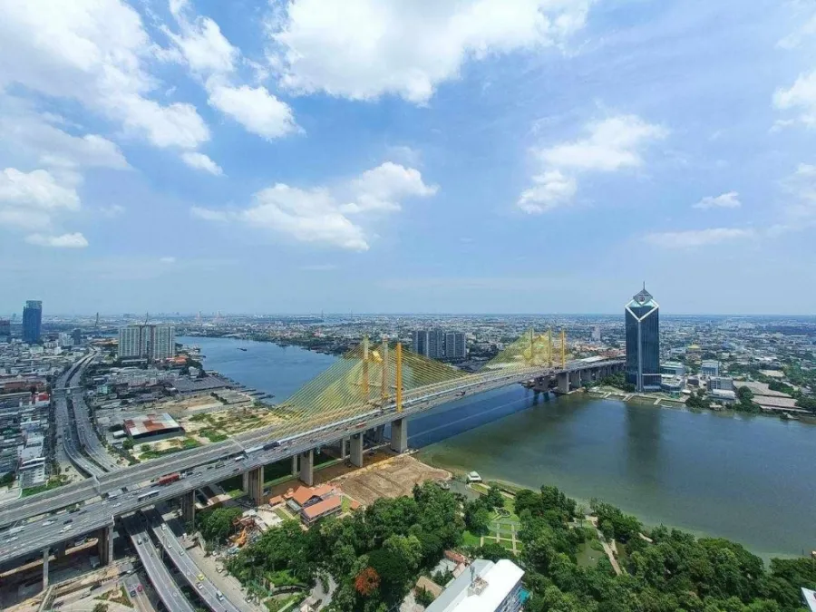 Star View for sale, 51st floor, very spacious room, beautifully decorated, very livable, high floor, great river view, hurry and reserve it now.