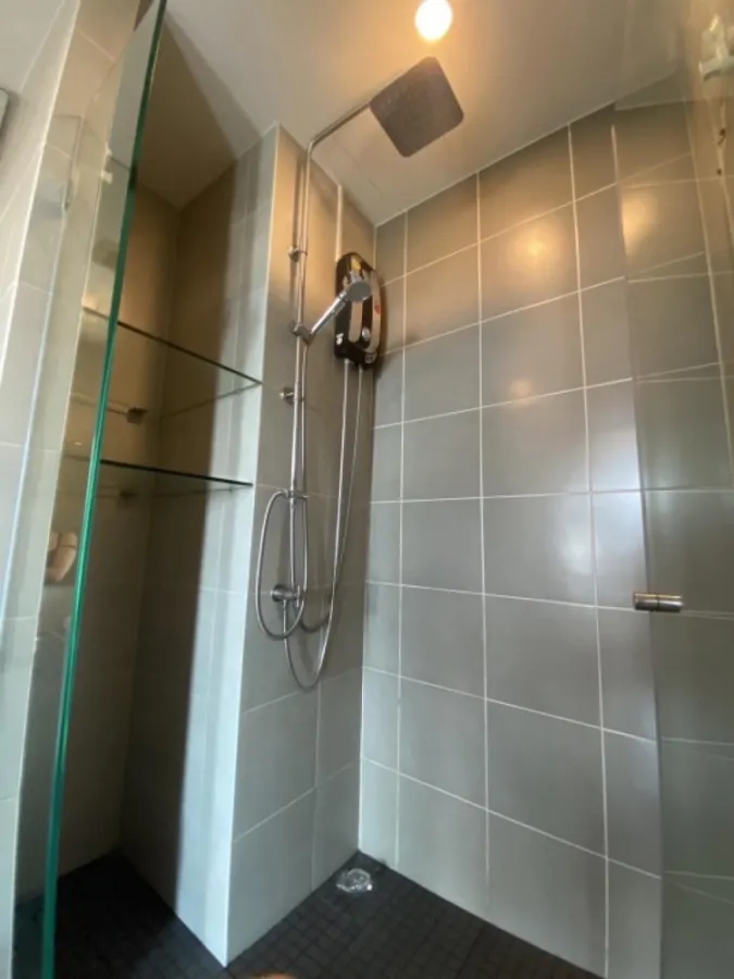 For sale: Ideo O2, 21st floor, pool view, beautiful room, comes with complete decoration. If you are interested in becoming an owner, reserve now.