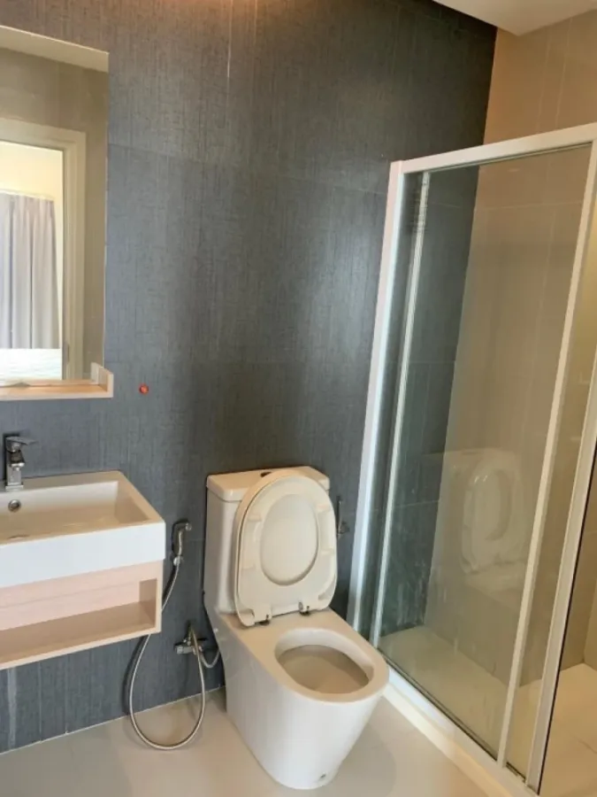 ให้เช่า The Key Sathorn-Charoenrat ชั้น 27 ห้องน่าอยู่ มาพร้อมการตกแต่งที่ครบครัน จองเลย