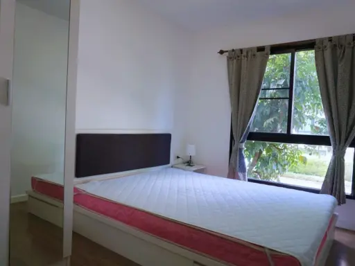For rent: I Condo Salaya, 2nd floor, Building B, partition room, comes with complete decorations. Hurry and reserve now, don't miss it.