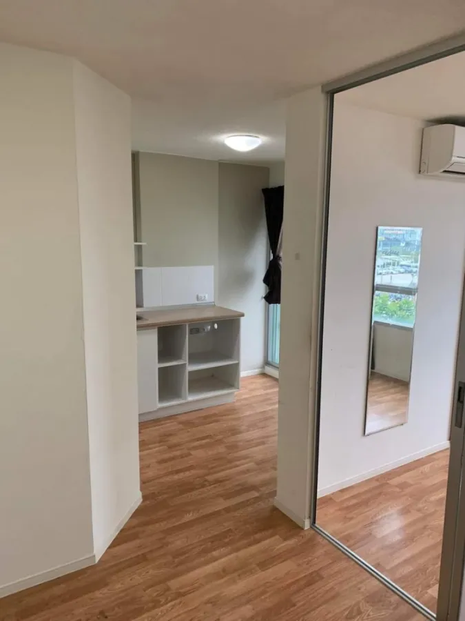 Condo for rent, Lumpini Ville Onnut - Ladkrabang 2, Building D, 4th floor, corner room, private, friendly price, book now.
