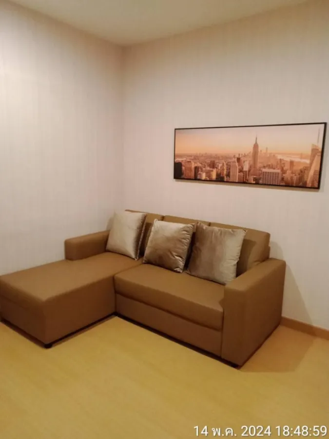 For rent: Life @ Sukhumvit 65, 24th floor, open view, comfortable to the eyes, well decorated. The bed was comfortable. Hurry and move.