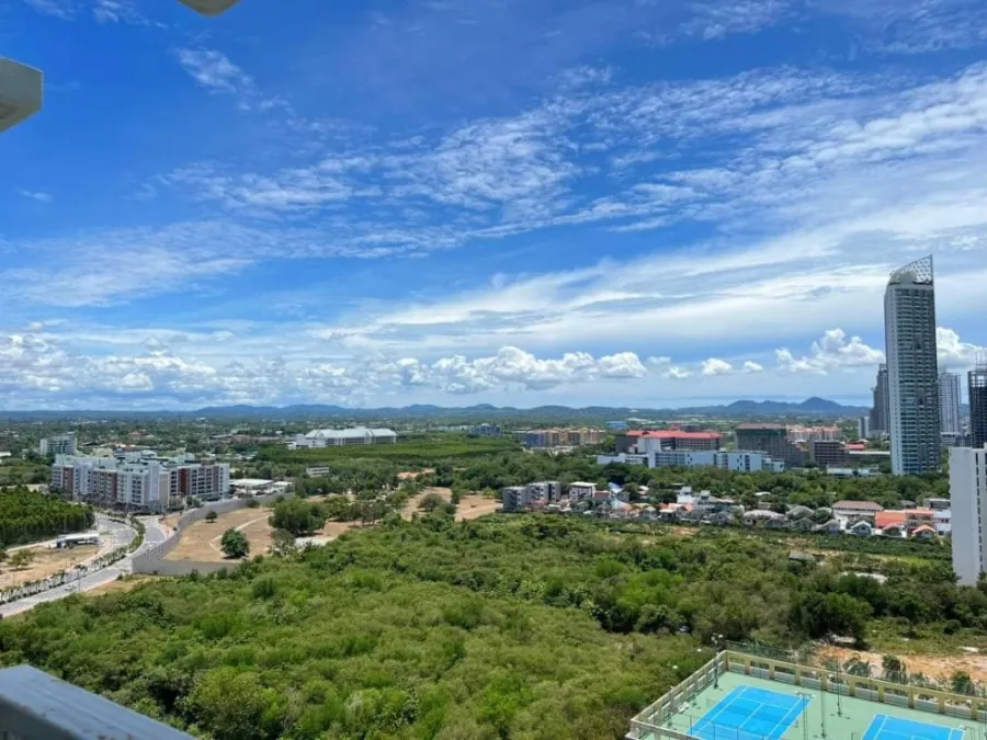 ขาย คอนโด ลุมพินี พาร์คบีช จอมเทียน (จอมเทียน) ชั้น 19 ตึกB ห้องตกแต่งโทนสีขาว วิวทะเล จองเลยค่ะ