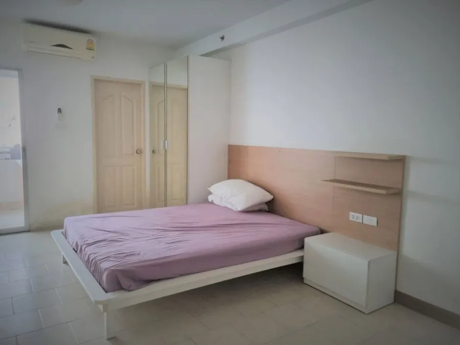 Sale / Rent City Home Rattanathibet, fully furnished, complete facilities. View of the pool, a must see