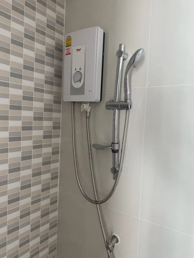 Condo for sale, rent, Lesto Sukhumvit 113, empty room, good location, convenient travel, can't miss it.