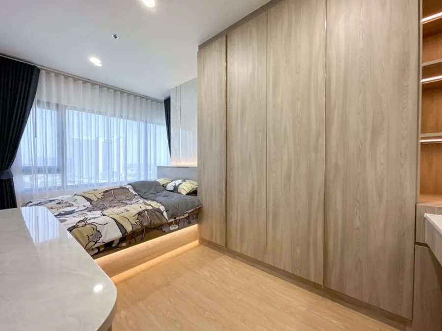 ขาย The Livin Phetkasem 37 ห้องแต่งสวยคุมโทน พื้นที่ใช้สอยเยอะ บิ้วอินเฟอร์นิเจอร์อย่างดี จองด่วน