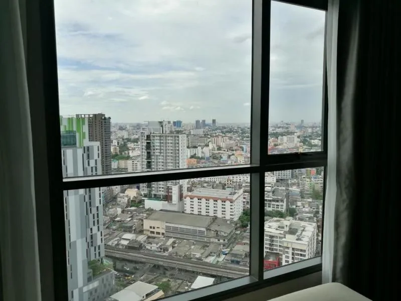 ขาย/ให้เช่า ด่วนๆ คอนโด ไลฟ์ สุขุมวิท 48 วิวโล่ง ตกแต่งครบ ห้องใหม่ หิ้วกระเป๋าเข้าอยู่ได้เลยค่ะ