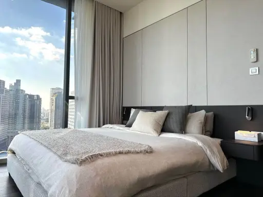 Condo for sale or rent, Lavik Sukhumvit 57, decorated with luxurious built-ins, loft style, lots of usable space, don't miss it.