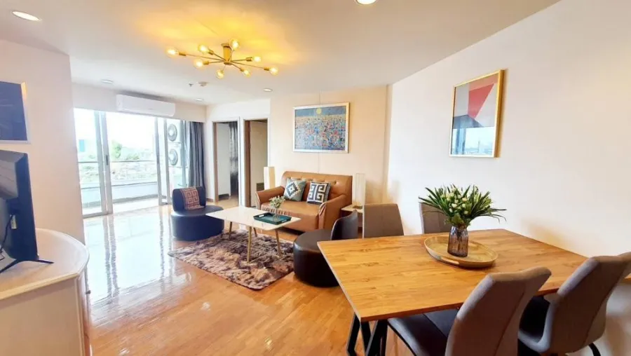 Urgent sale!! Condo River Heaven (Charoen Krung 76/1) complete with furniture + electrical appliances. Book now, don't miss it!!