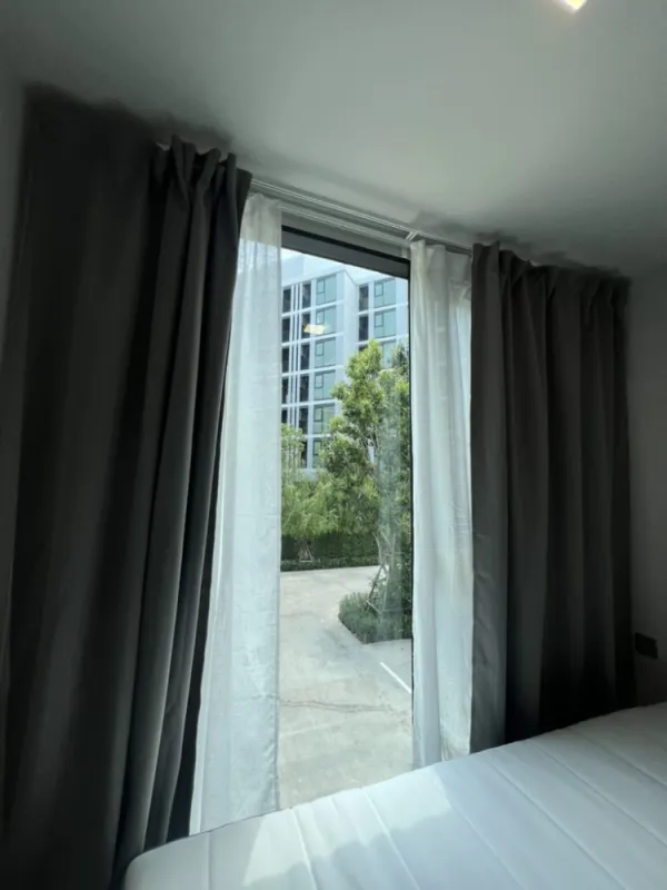 For rent Atmoz Oasis Onnut ห้อง เฟอร์นิเจอร์ตกแต่งพร้อมอยู่ เครื่องไฟฟ้าครบ ย้ายเลยจ้า อย่ารอช้า