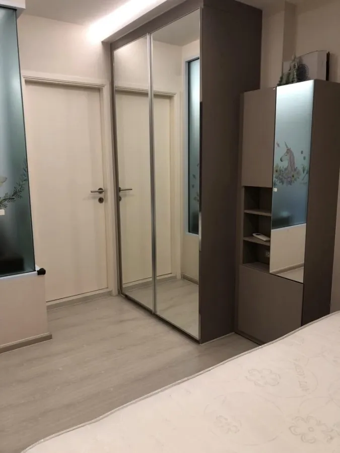 For sale, for rent!! Condo Vtara Sukhumvit 36, open and airy view. The atmosphere is quiet. Fully furnished, reserve now!!