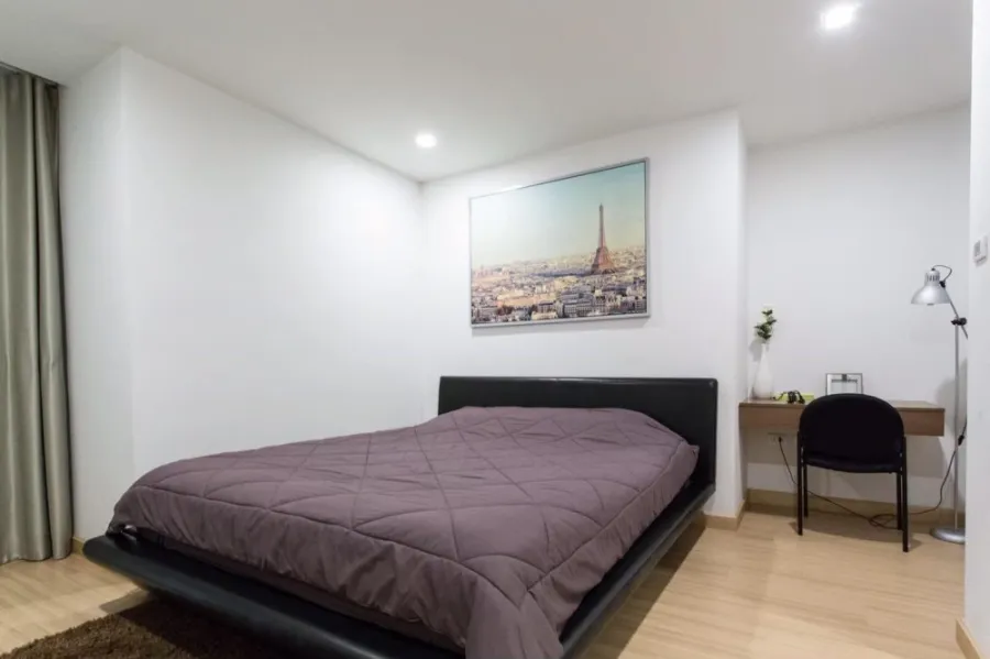 Condo for sale or rent, Apus (Pattaya Central), decorated in modern style, with jacuzzi, swimming pool view, don't miss it.