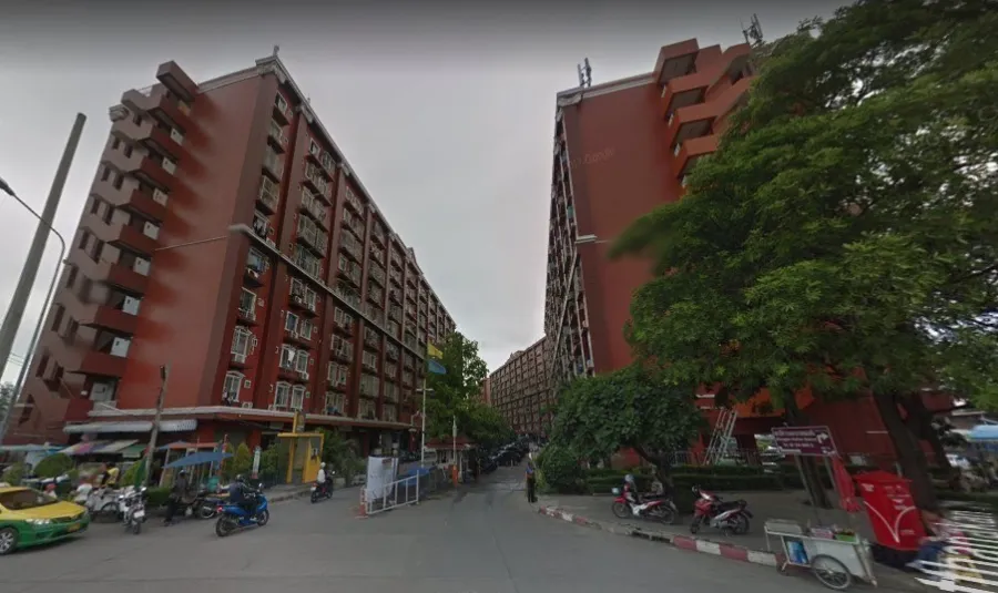 Sell / rent condo, Phatthanakan Life Complex, Rim room, wide area, privacy, urgent.