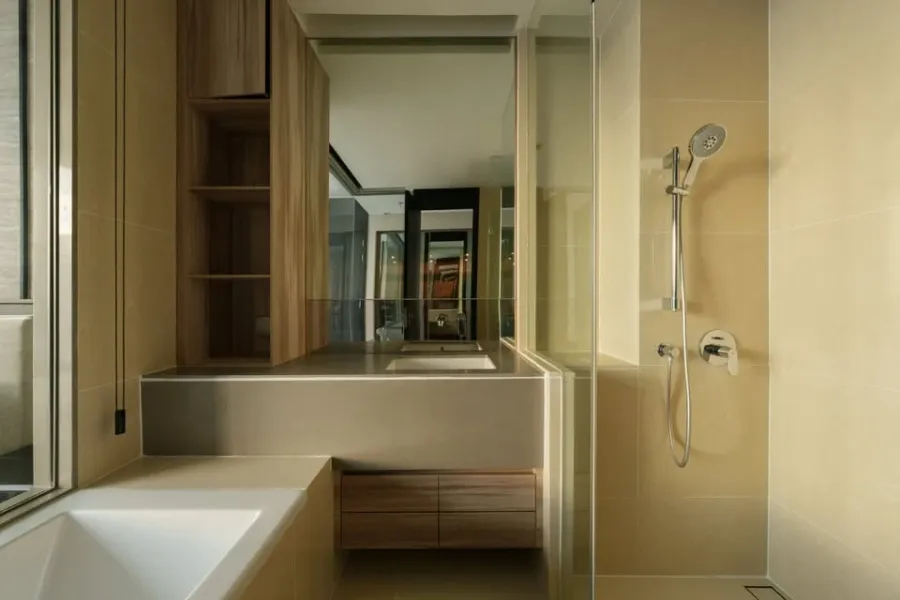 For rent: The Esse Asoke. A perfect blend of modern living and stunning built-in furnishings. You won't be disappointed after booking!
