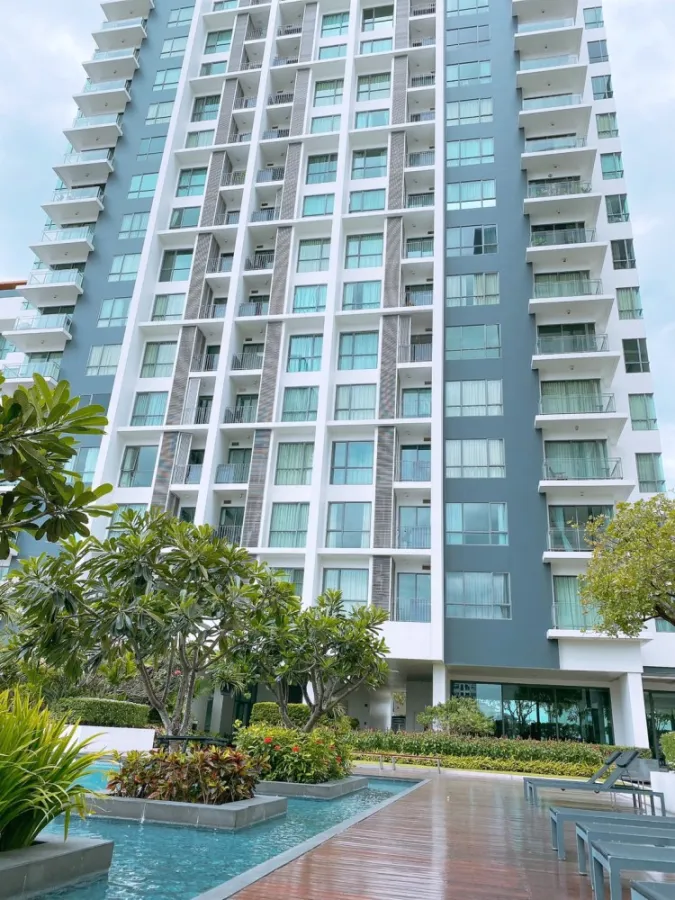 Condo for rent, The Room Sukhumvit 62, 1 bedroom, 1 bathroom, pool view, near BTS, convenient to travel, don't miss it!!