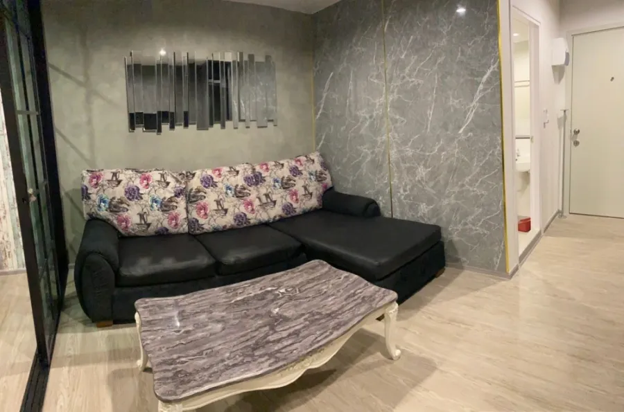 ให้เช่า รีช พหลโยธิน 52 ชั้น 8 ห้องมุม ตบแต่งสไตล์ลอฟท์ และวินเทจ จองเลย อย่ารอช้า ด่วนๆ