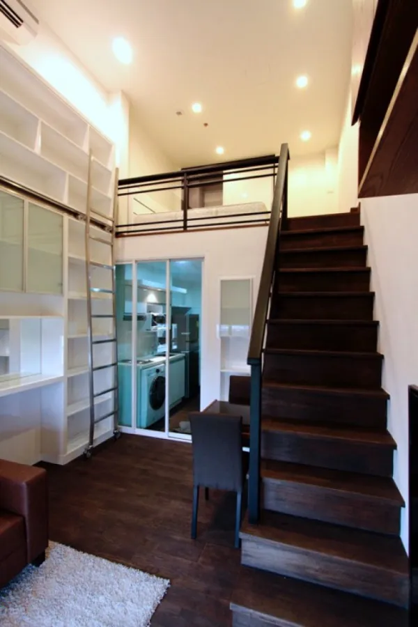 ขายด่วน!! คอนโด ไอดีโอ มอร์ฟ 38 ห้องแบบ Duplex ตกแต่งสวย วิวดี ใกล้ BTS ทองหล่อ ห้ามพลาด!!