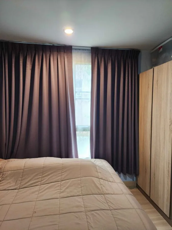 For rent: The Niche ID Seri Thai, blue-navy tone room, beautiful and comfortable to the eyes, complete facilities, don't miss it.