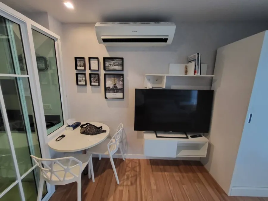 ให้เช่า We condo ห้องมุมมีความเป็นส่วนตัว ห้องกั้นแยกอย่างดี ราคาอย่างคุ้ม คุณต้องไม่พลาดเลยจ้า