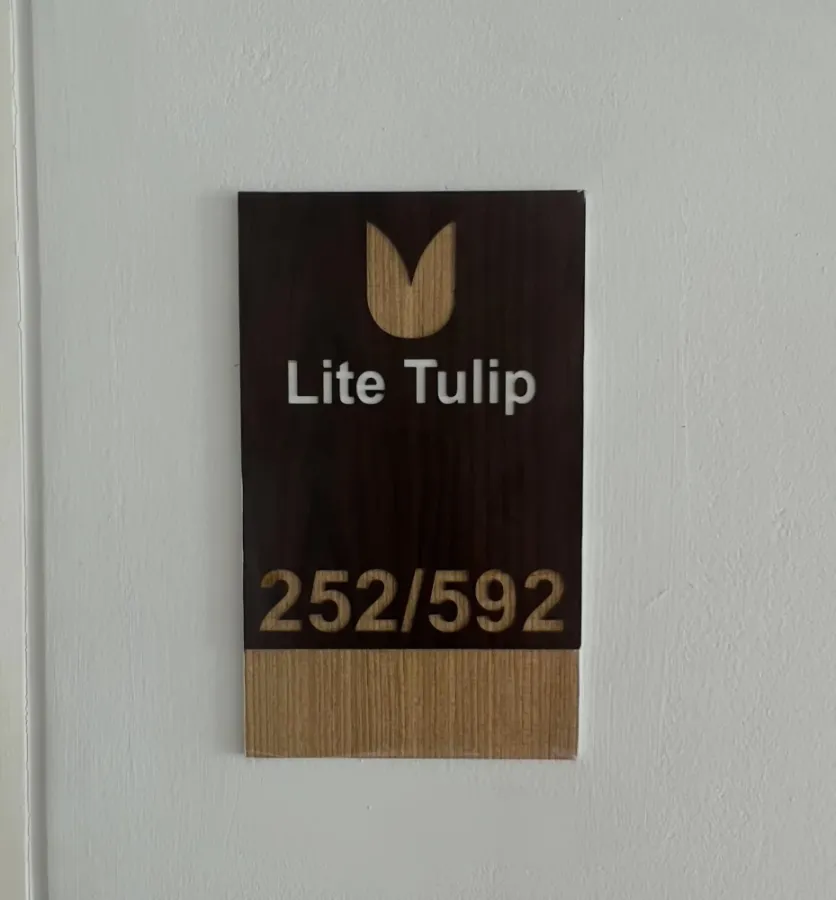 For rent: Tulip Square Omnoui, 1 bedroom, 1 bathroom. High-quality wallpaper and complete amenities. Don't miss out!