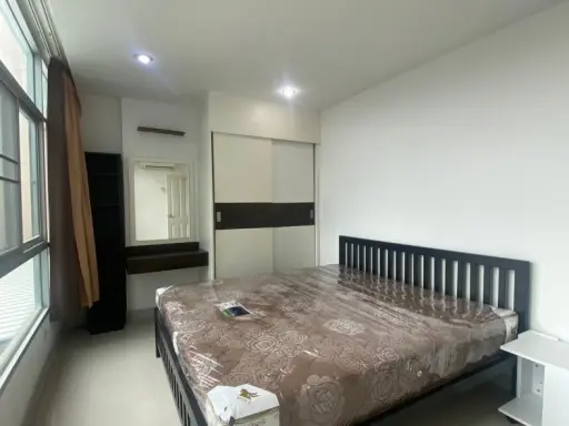 ให้เช่า คอนโด ซีนิธ เพลส ห้วยขวาง วิวโล่ง ทิศเหนือ มาพร้อมราคาสุดคุ้ม รีบมาจองด่วนๆ ก่อนพลาด images